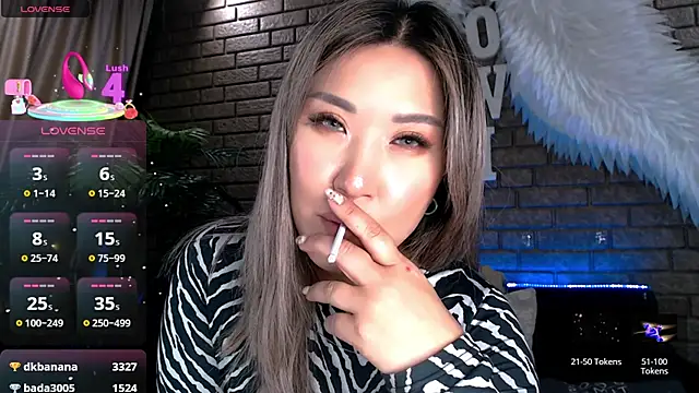 Chat XXX en directo de nicky_owl