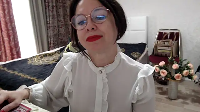 Arisa5000 Adlı Modelin Canlı XXX Sohbeti