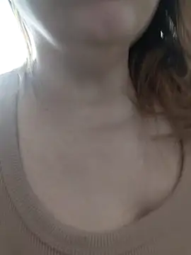 Halanamorena's Webcam Show