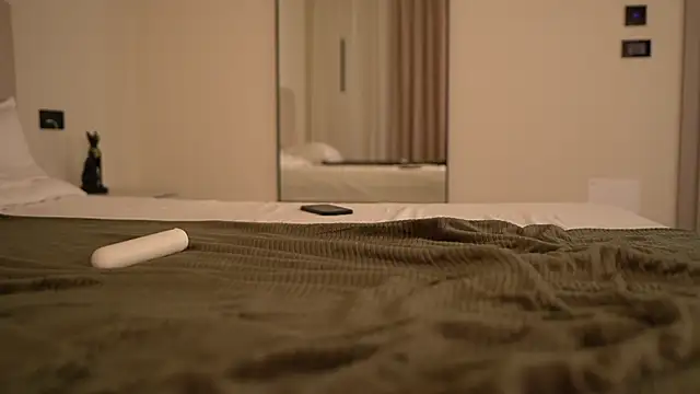 Celestaraaa – Naživo XXX chat