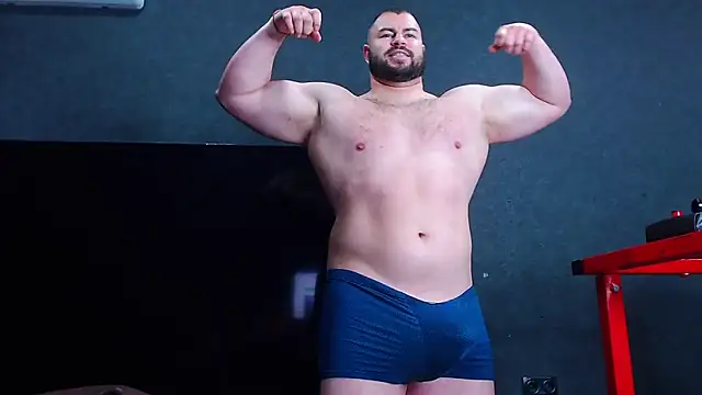Pokazy przed kamerką – muscularjohnforuX