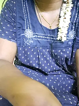 tamil_kanaka Chat XXX in diretta