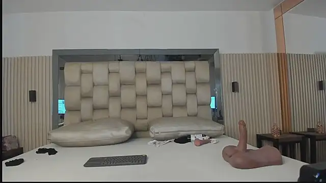 noah_pariss – Naživo XXX chat