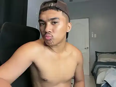 Онлайн чат XXX pinoyAdrianneXXX