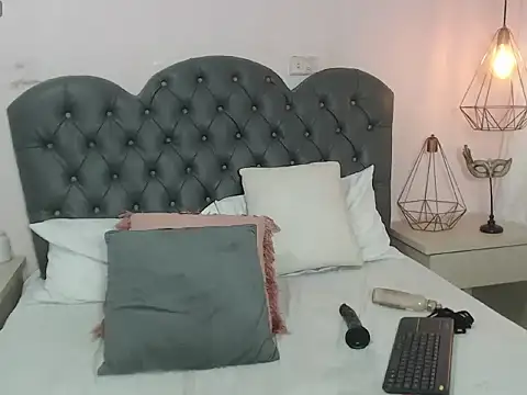 emmalozano webkamerás műsora