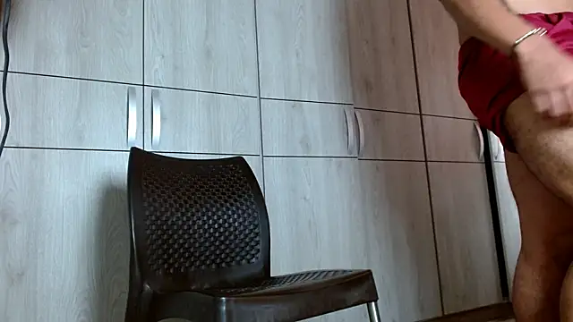 Chat +18 de Muscle_Brown10 ao vivo