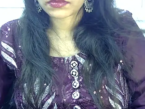 Neha_Sharma2 Chat XXX in diretta