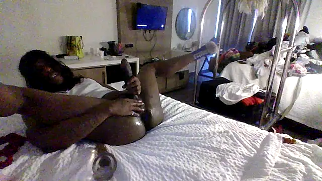 Dicksee_Left Webcam Show
