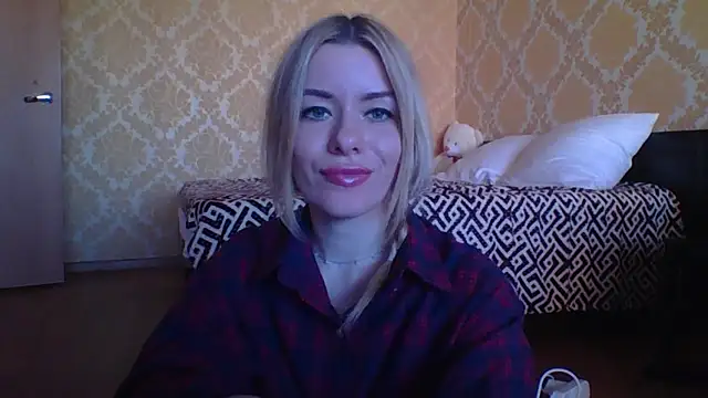 Chat +18 de Softy_Aura_ ao vivo