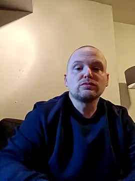 Show modela P4YNE na web-kameri