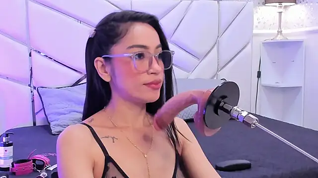 GabbieSkinny's Live XXX Chat