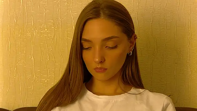 Онлайн чат XXX VirginiCruz