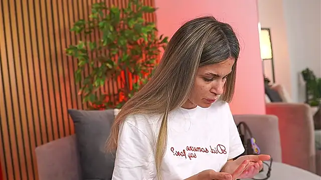 Avril_Cyrus' Live XXX Chat
