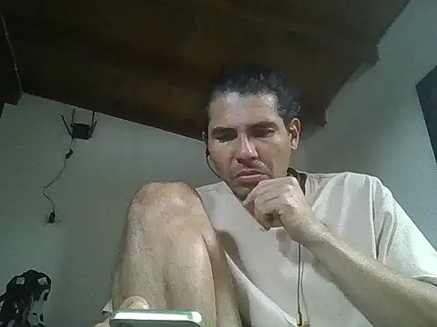 Show modela Manguerozotv na web-kameri