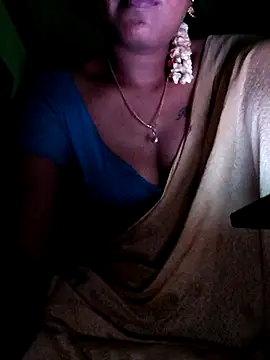 Tamil_Kavitha's Webcam Show