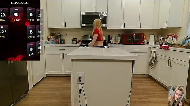 Blondiewithanass 웹캠 쇼