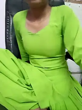 KumarSilencesex21 Adlı Modelin Canlı XXX Sohbeti