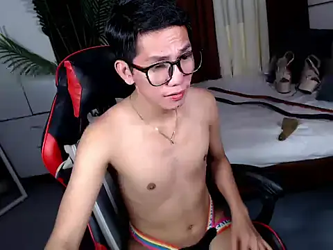 drinkmycumx Pertunjukan Webcam