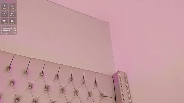 Lily_StClair's Live XXX Chat