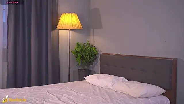 Bellacle élő XXX-chatje
