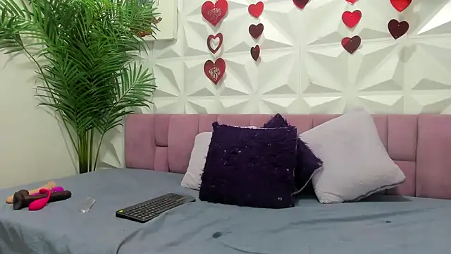 XXX chat uživo modela Anggie_Miller