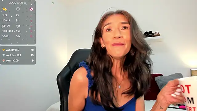 Živý XXX chat Emma_Mendozaa