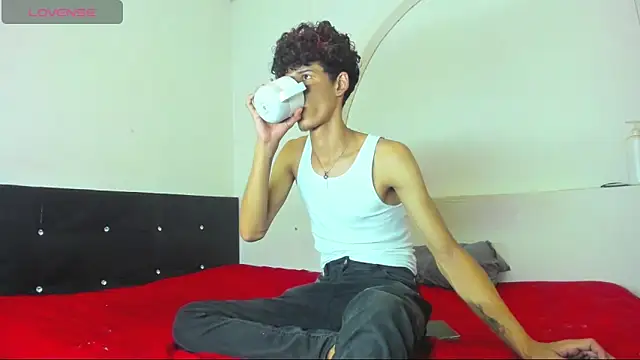 liammendoza98 webkamerás műsora