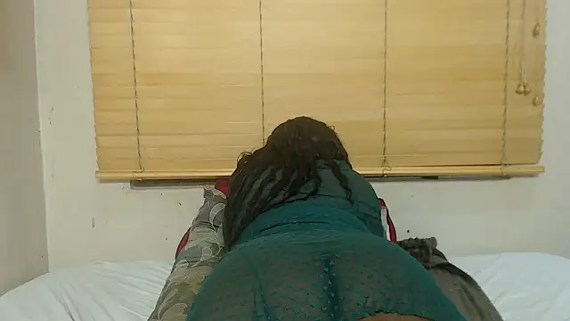 ThickChocolate: вебкам-шоу