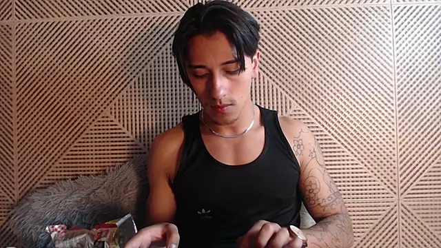 Andy_Joy_のライブXXXチャット