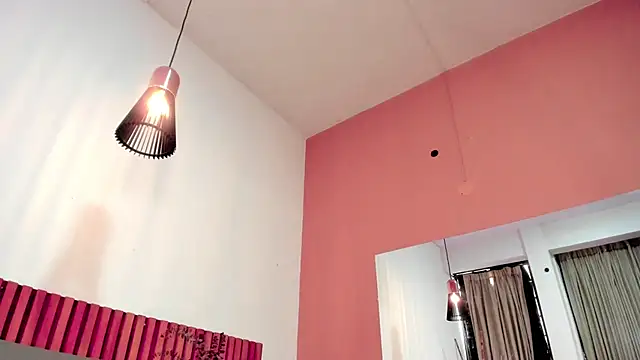 SeleneLujan 现场XXX聊天