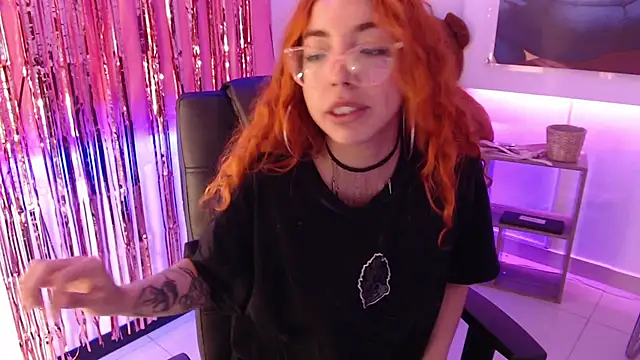 mere_in_redd Live XXX Chat