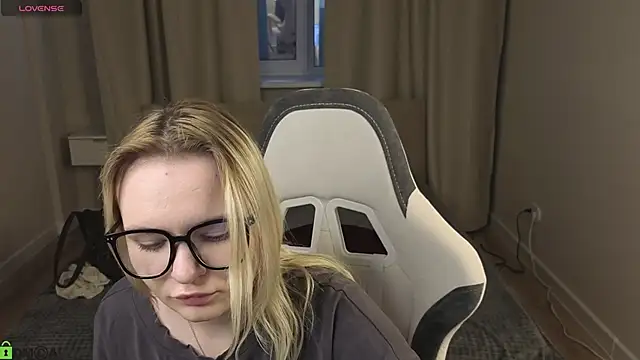 Adriana_Sweett 라이브 XXX 채팅