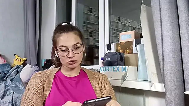Онлайн чат XXX AndreaAbo