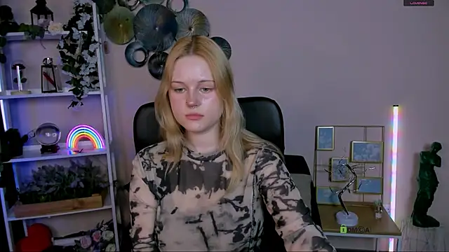 trixy_melison's Live XXX Chat