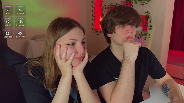 Онлайн чат XXX RobertAndLinela