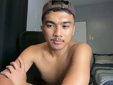 pinoyAdrianneXXX 网络视讯表演