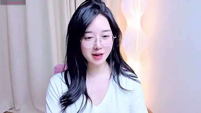 Miu-999's Live XXX Chat