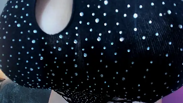 ScarletBigTitties 라이브 XXX 채팅