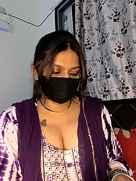 Malika_SecretsのライブXXXチャット