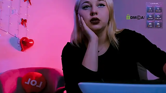 doll_vey's Live XXX Chat
