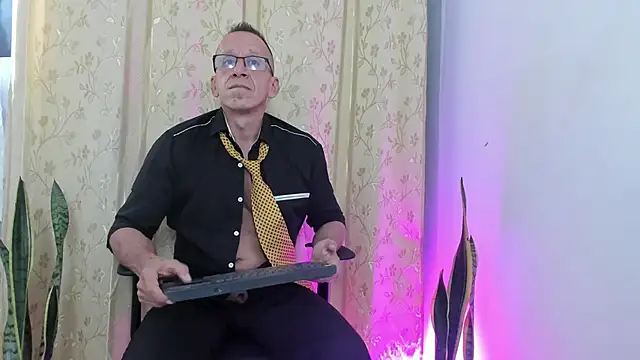 _axelking_ লাইভ XXX চ্যাট