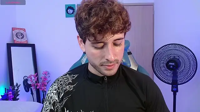 Ares_blue Webcam Show