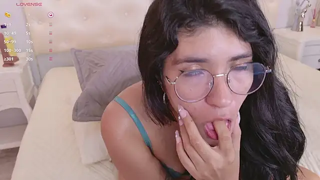 ninaavelvett 라이브 XXX 채팅
