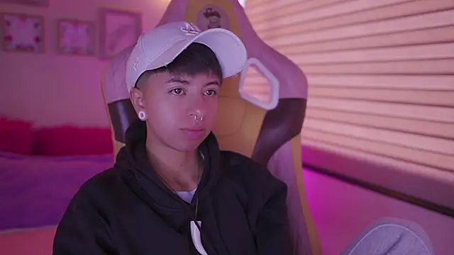 Živý XXX chat tommy_blue