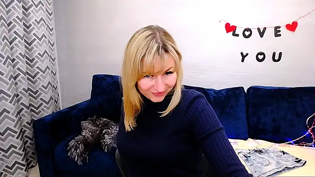 Show de Incredible_Ariela na webcam