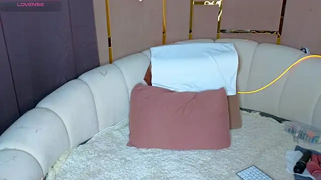 emilytrays 라이브 XXX 채팅