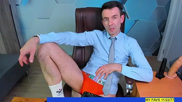 SteveTiger: вебкам-шоу
