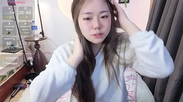 DAHLiA95 现场XXX聊天