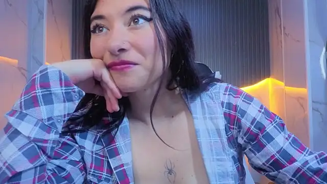 Erika_Suarez_b Live XXX Chat