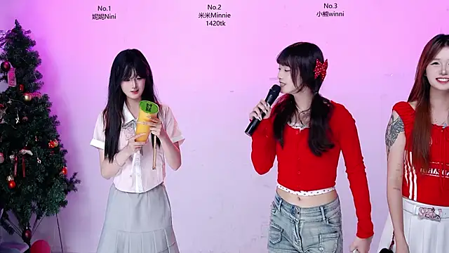 CM---002 Webcam show